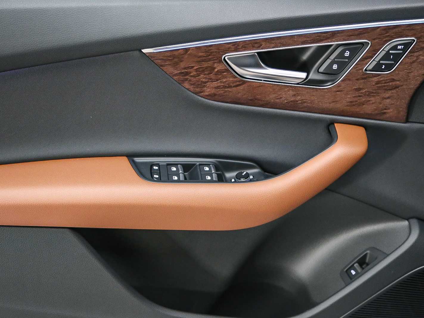 Thumbnail: 2026 Audi Q7 - 20