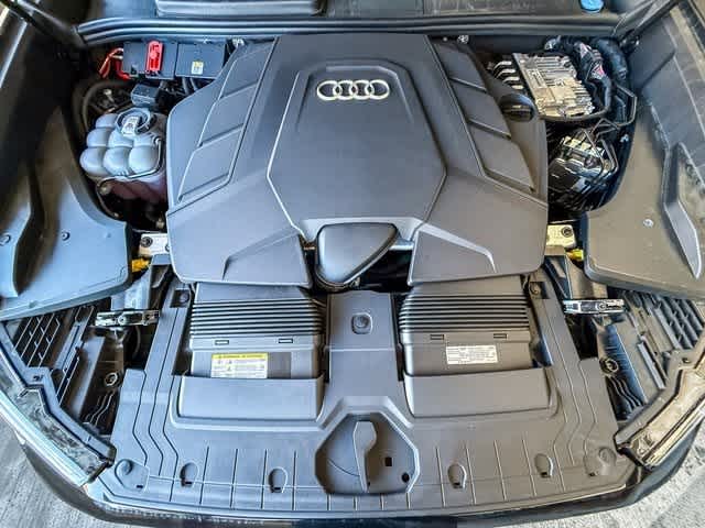 Thumbnail: 2025 Audi Q8 - 27