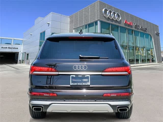 2025 Audi Q7 Premium photo 3