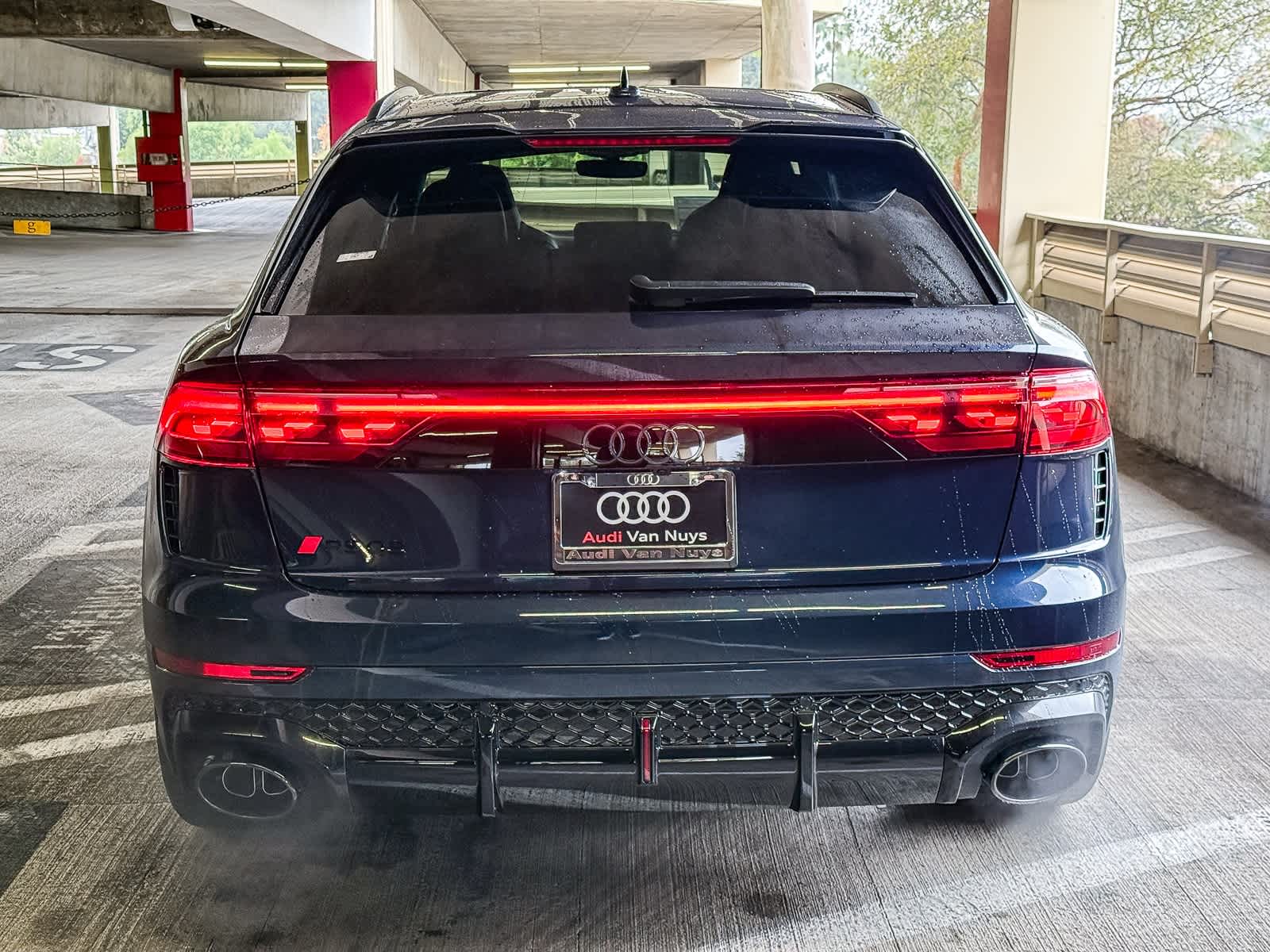 Thumbnail: 2026 Audi RS Q8 - 5