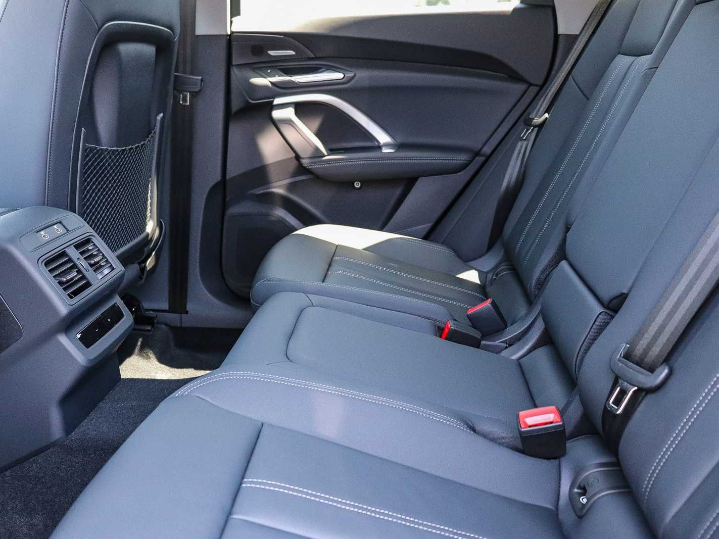 Thumbnail: 2026 Audi Q5 - 19