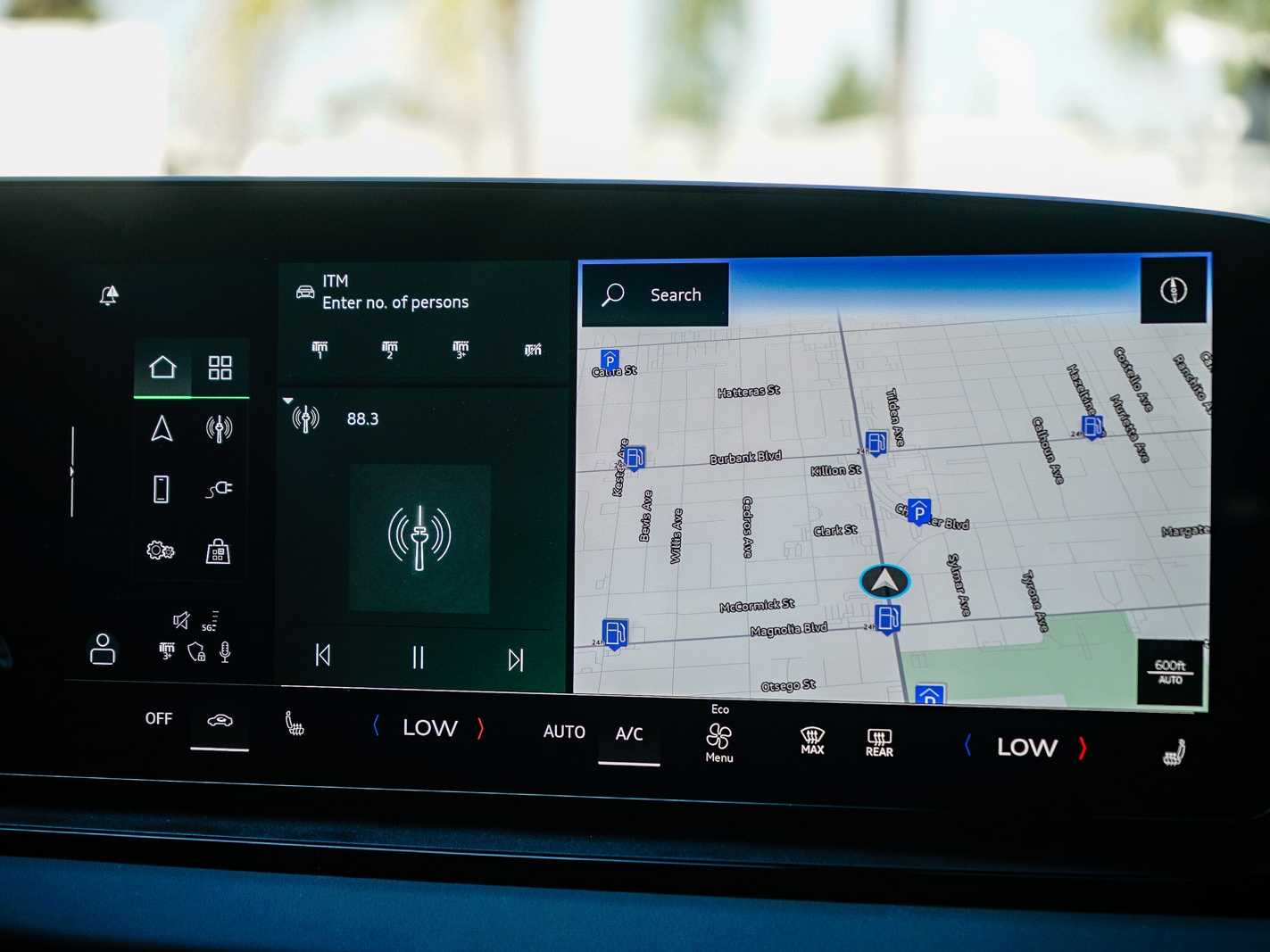 Thumbnail: 2025 Audi Q6 e-tron - 14