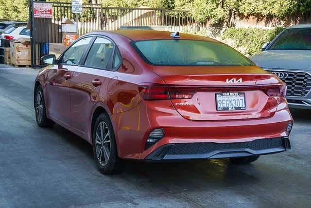Thumbnail: 2023 Kia Forte - 6