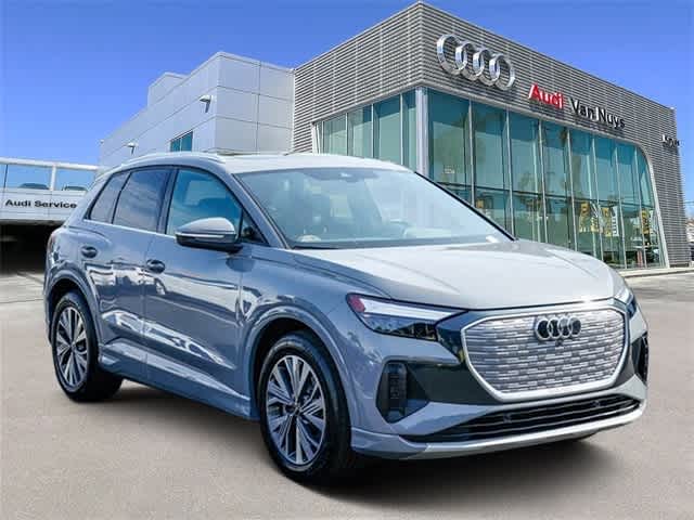 Thumbnail: 2025 Audi Q4 e-tron - 5