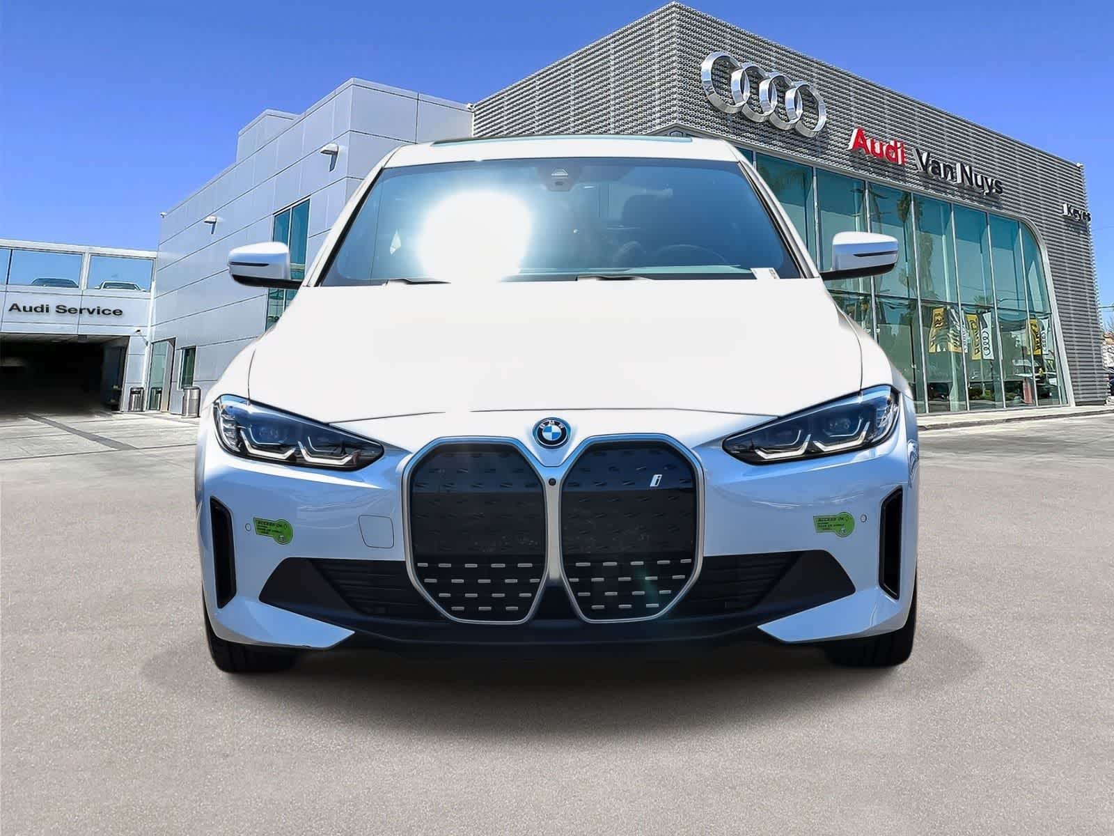 Thumbnail: 2023 BMW i4 - 5