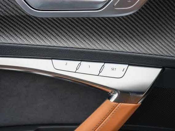 Thumbnail: 2025 Audi RS 7 - 34