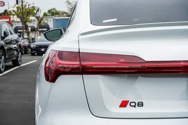 Thumbnail: 2024 Audi Q8 e-tron - 9