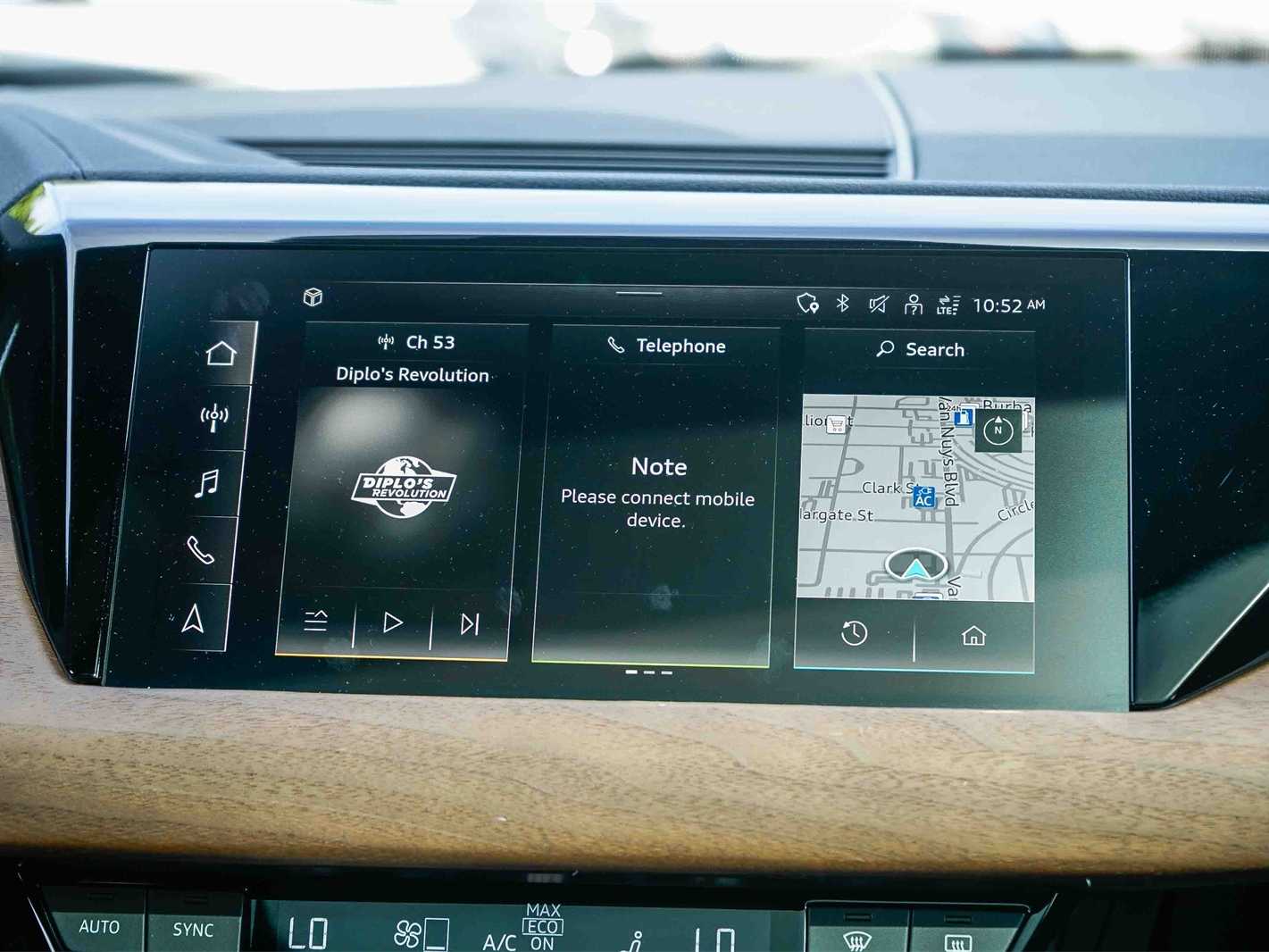 Thumbnail: 2023 Audi e-tron GT - 14