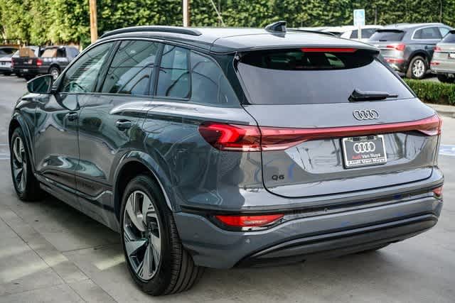 Thumbnail: 2025 Audi Q6 e-tron - 2