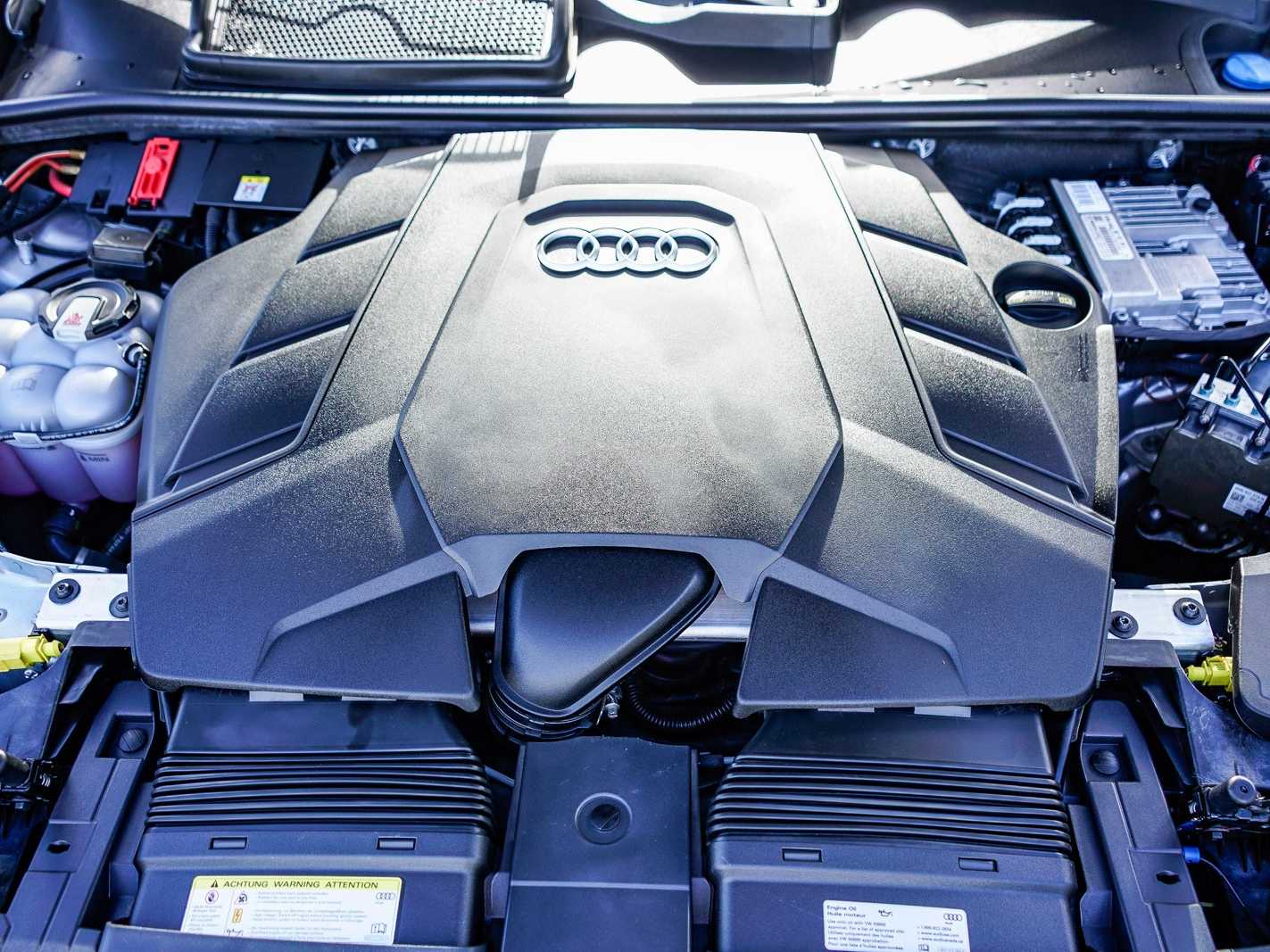 Thumbnail: 2019 Audi Q8 - 26