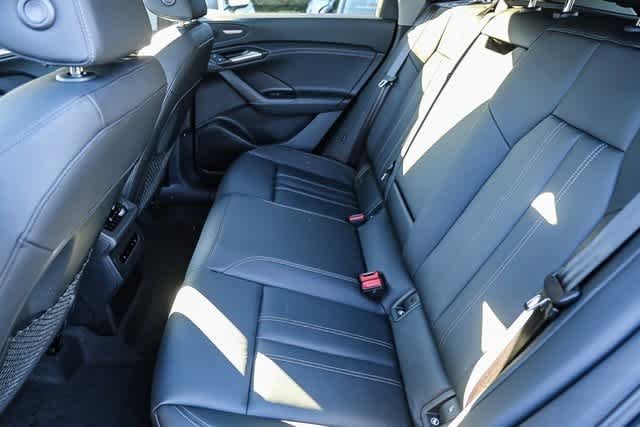 Thumbnail: 2025 Audi Q6 e-tron - 18