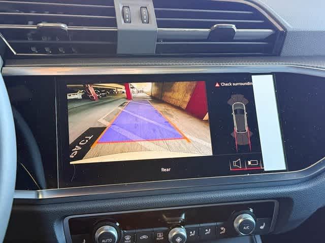 Thumbnail: 2025 Audi Q3 - 25