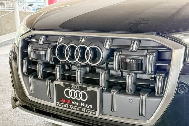 Thumbnail: 2025 Audi Q7 - 11