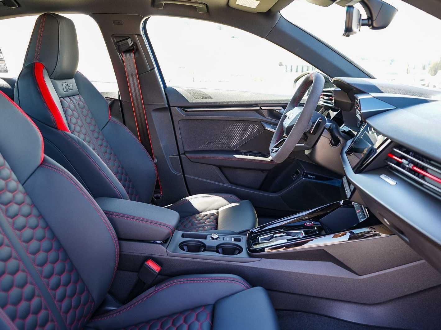 Thumbnail: 2026 Audi RS 3 - 17