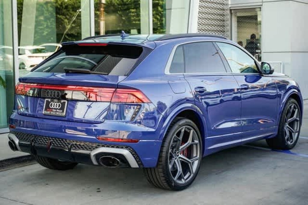 New 2025 Audi RS Q8 4.0T performance SUV