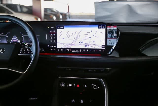 Thumbnail: 2025 Audi Q5 - 13