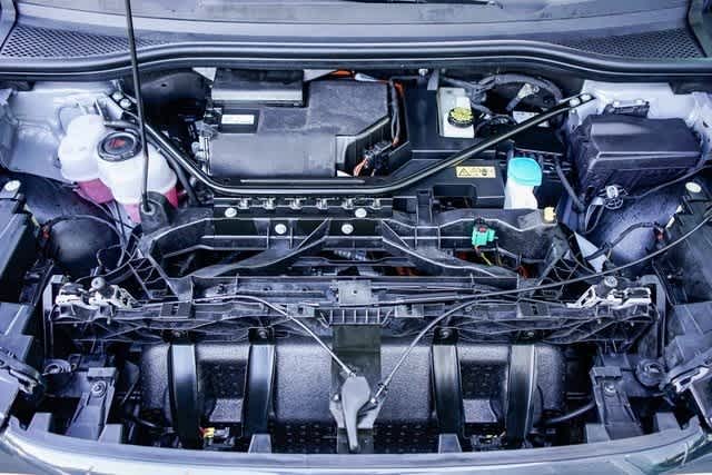 Thumbnail: 2023 Audi Q4 e-tron - 27