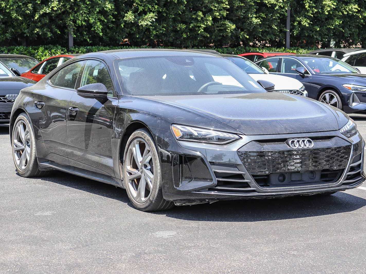Thumbnail: 2023 Audi e-tron GT - 5