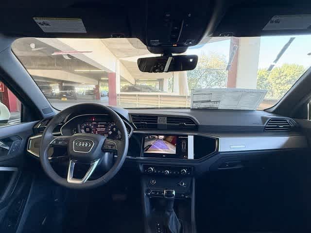 Thumbnail: 2025 Audi Q3 - 12