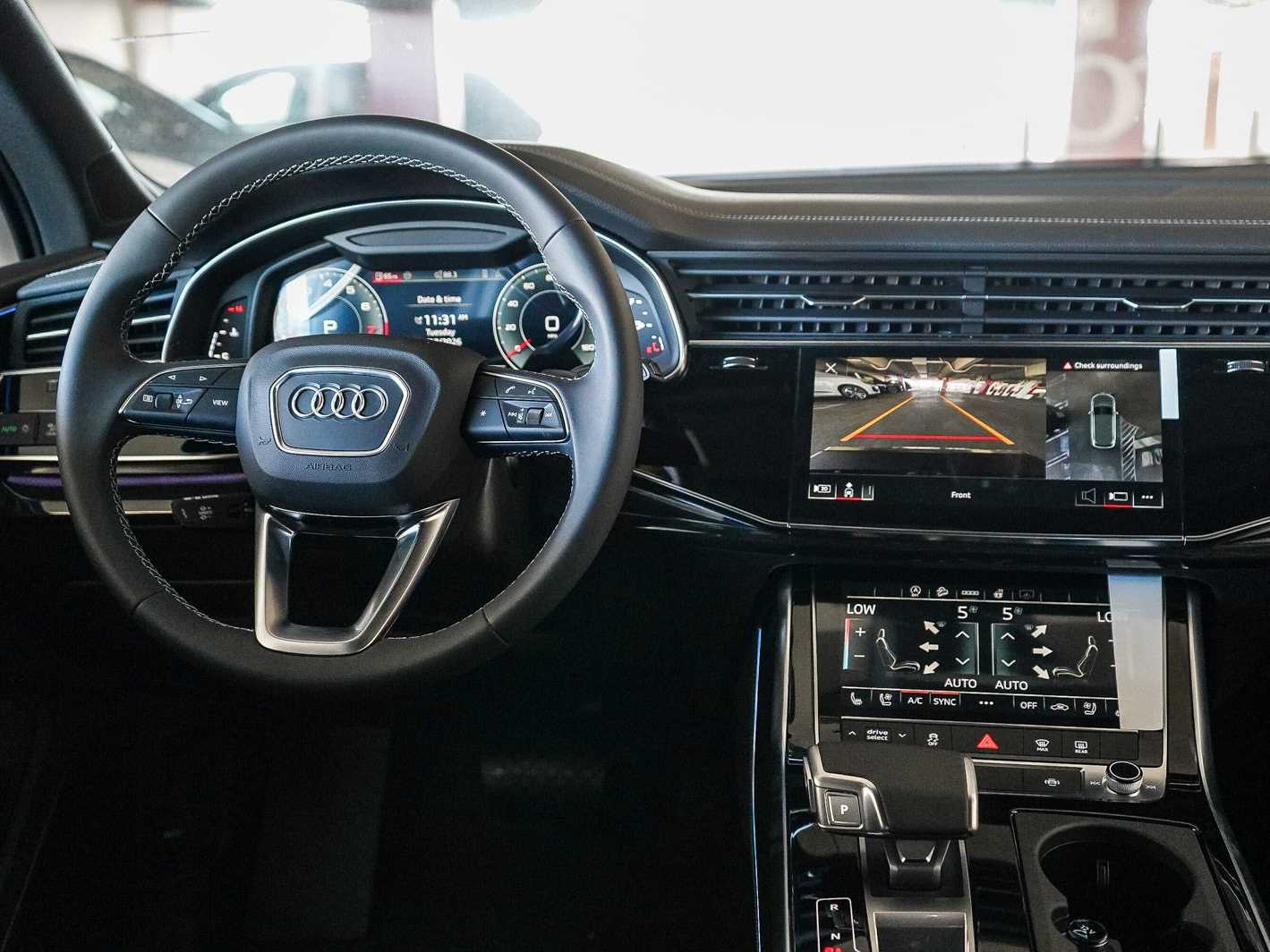 Thumbnail: 2026 Audi Q7 - 13