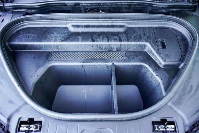 Thumbnail: 2025 Audi Q6 e-tron - 27