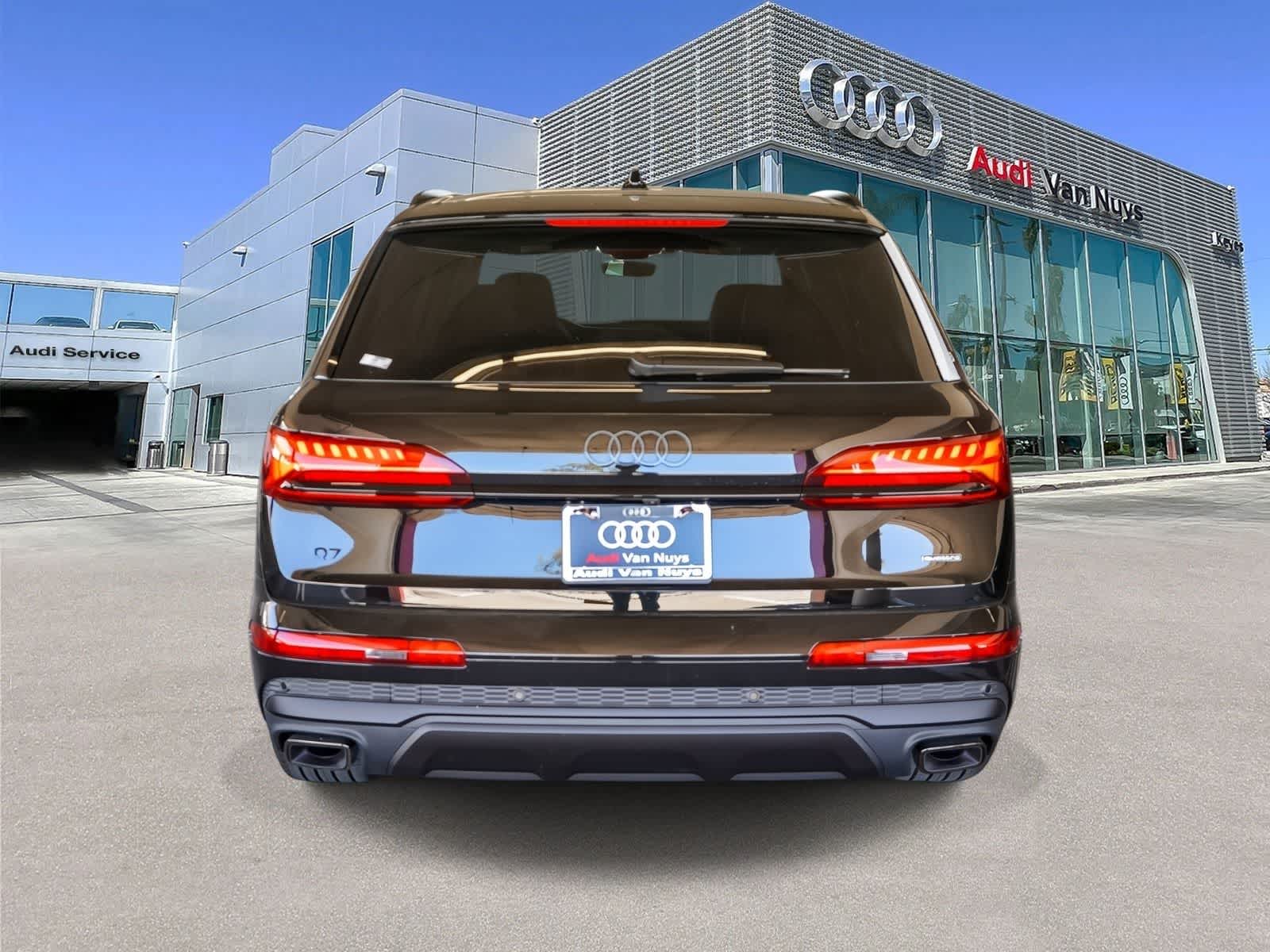 Thumbnail: 2026 Audi Q7 - 5