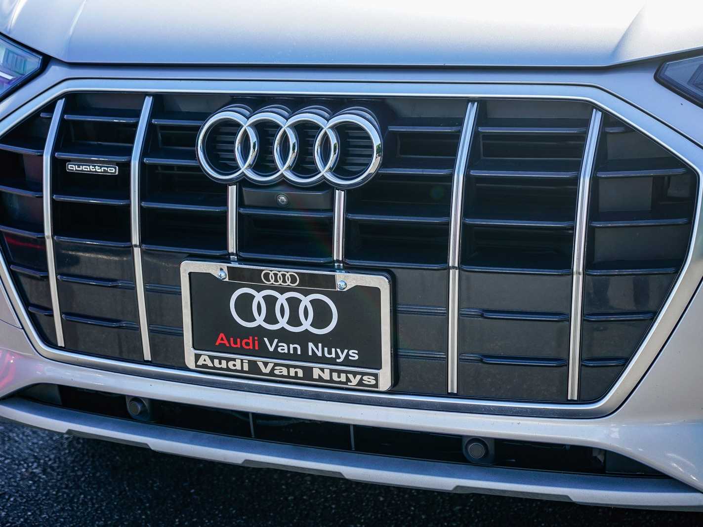 Thumbnail: 2023 Audi Q5 - 8