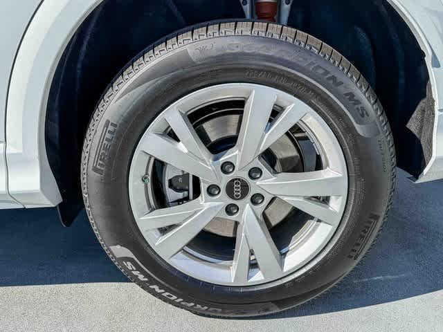 Thumbnail: 2025 Audi Q5 - 9