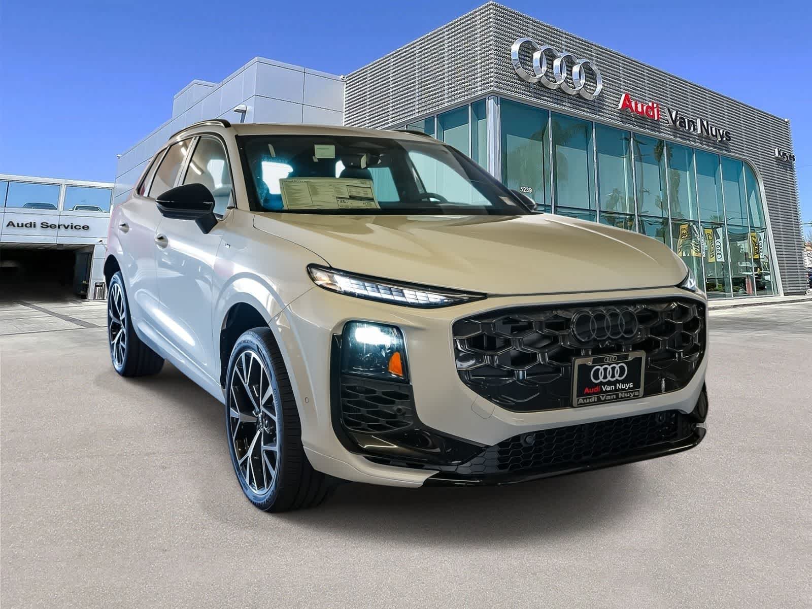 Thumbnail: 2026 Audi Q3 - 3
