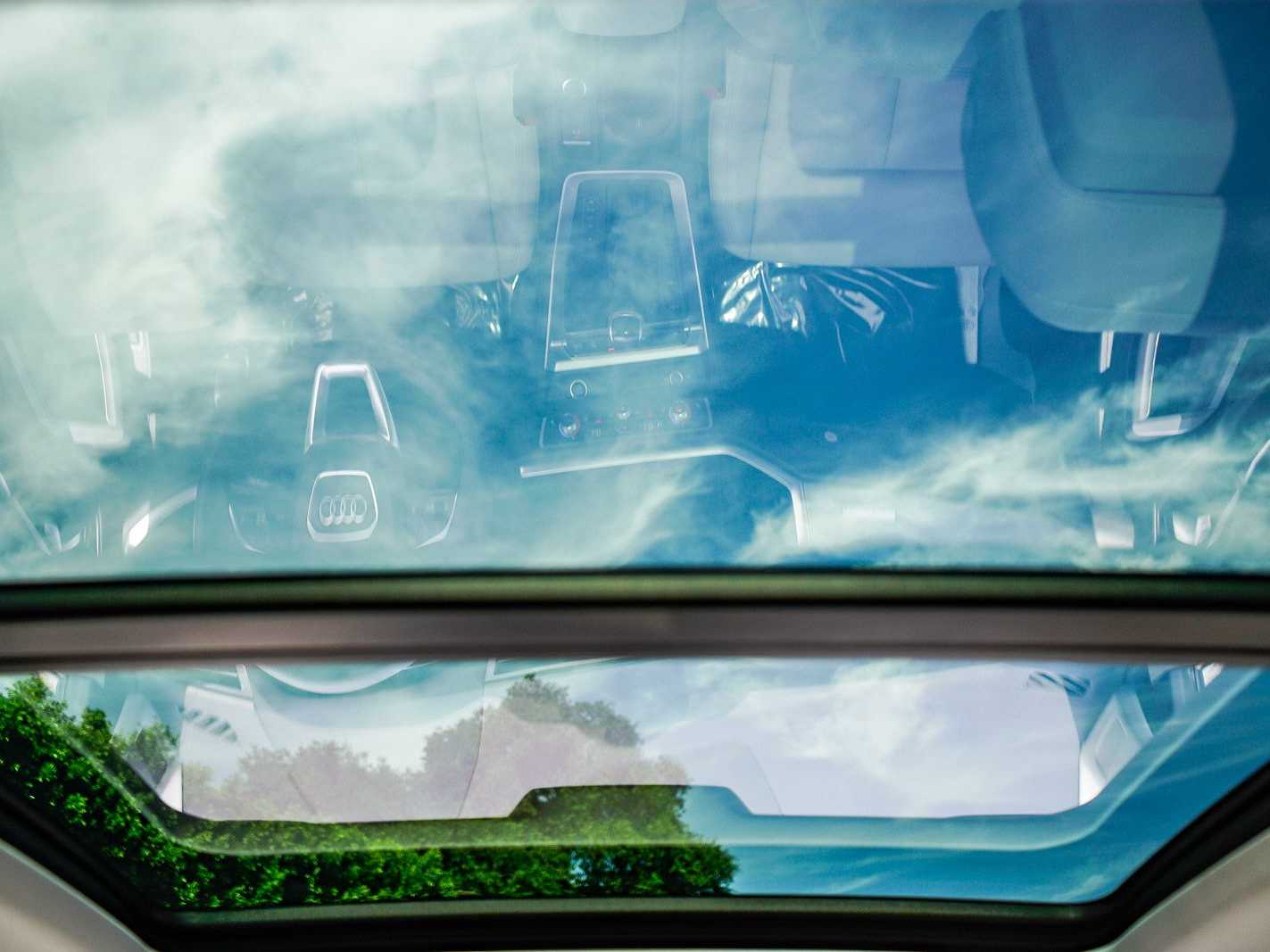 Thumbnail: 2025 Audi Q3 - 11