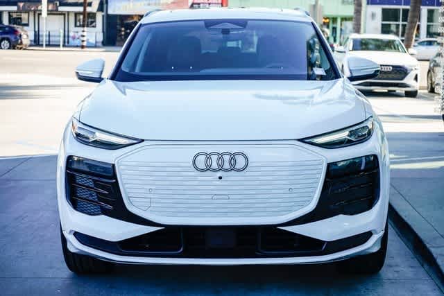 Thumbnail: 2025 Audi Q6 e-tron - 6