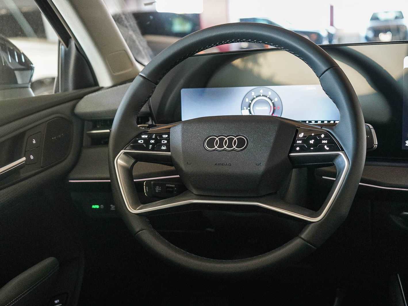 Thumbnail: 2026 Audi Q3 - 15