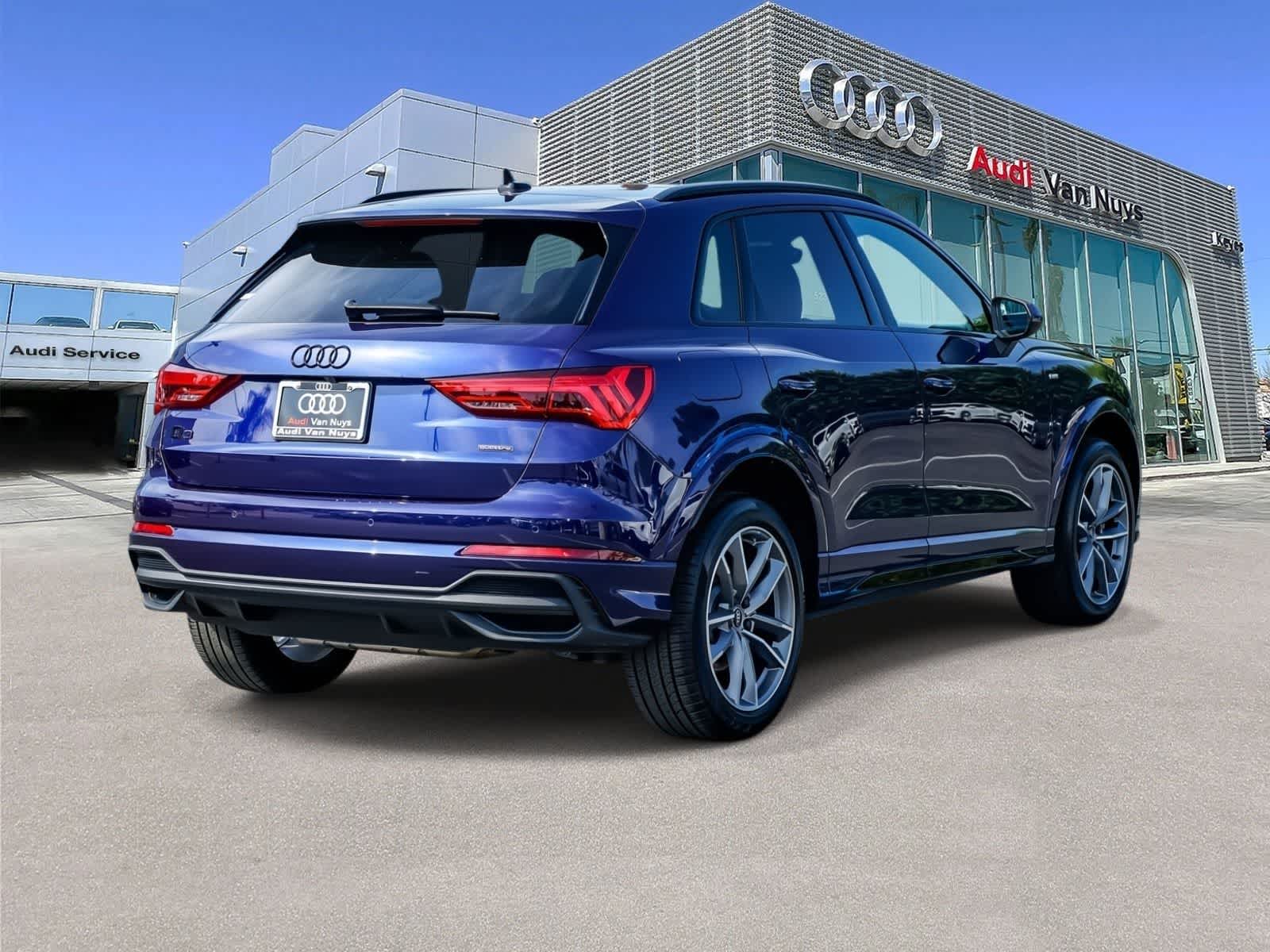 Thumbnail: 2025 Audi Q3 - 4