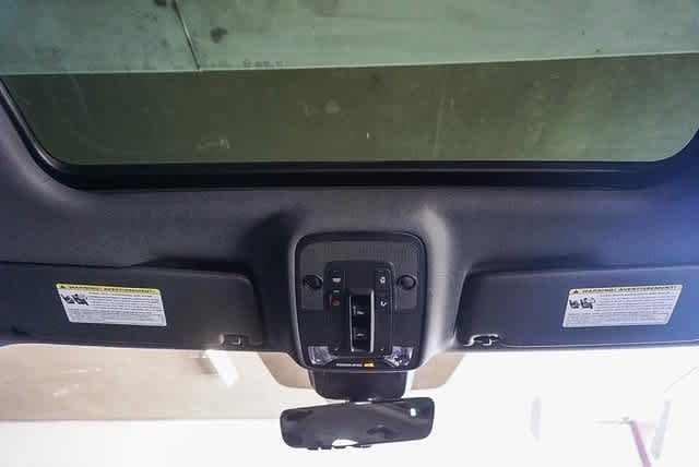 Thumbnail: 2025 Audi Q3 - 13