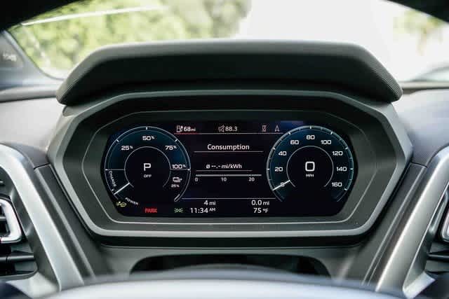 Thumbnail: 2026 Audi Q4 e-tron - 25