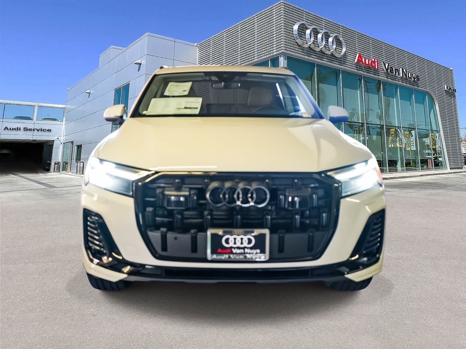 Thumbnail: 2026 Audi Q7 - 2