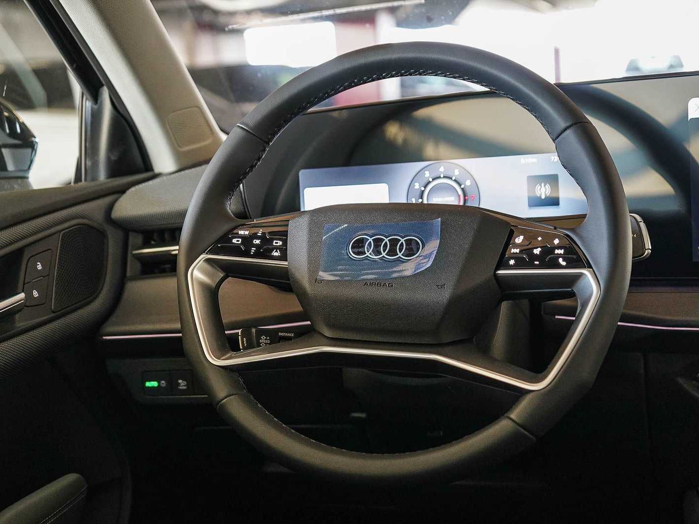 Thumbnail: 2026 Audi Q3 - 15