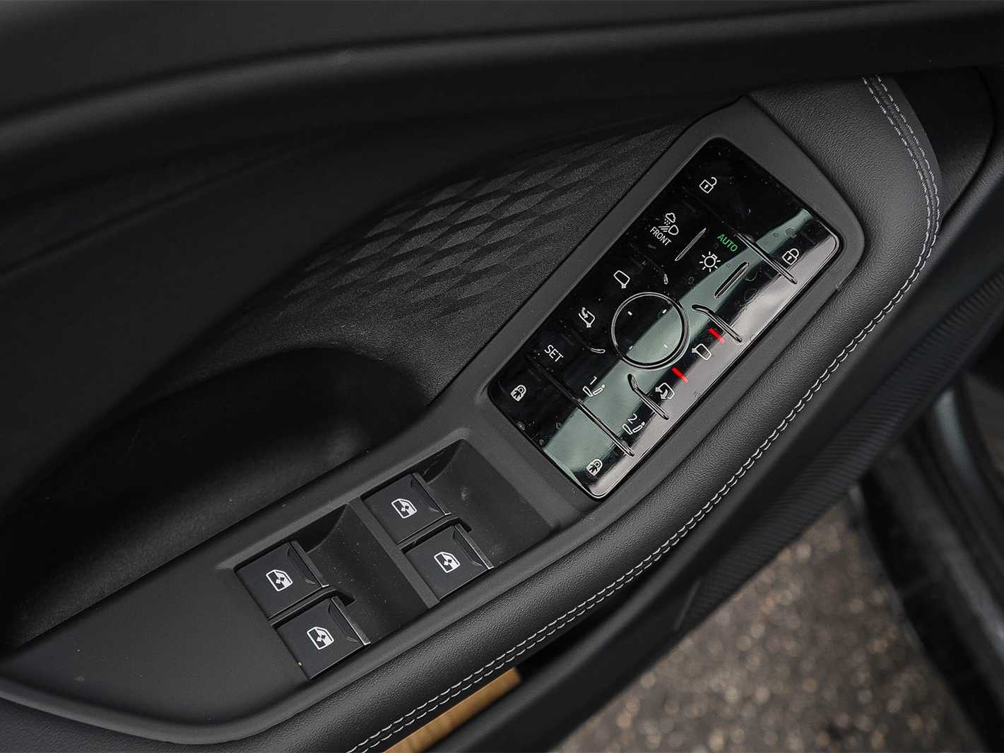 Thumbnail: 2026 Audi A6 - 23