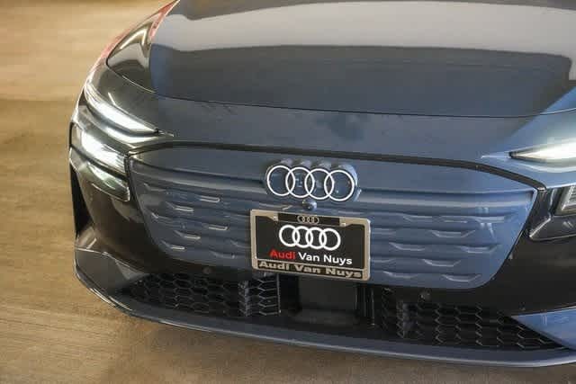 Thumbnail: 2025 Audi e-tron S - 9