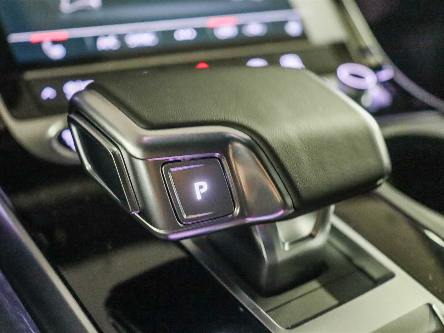 Thumbnail: 2026 Audi Q7 - 23