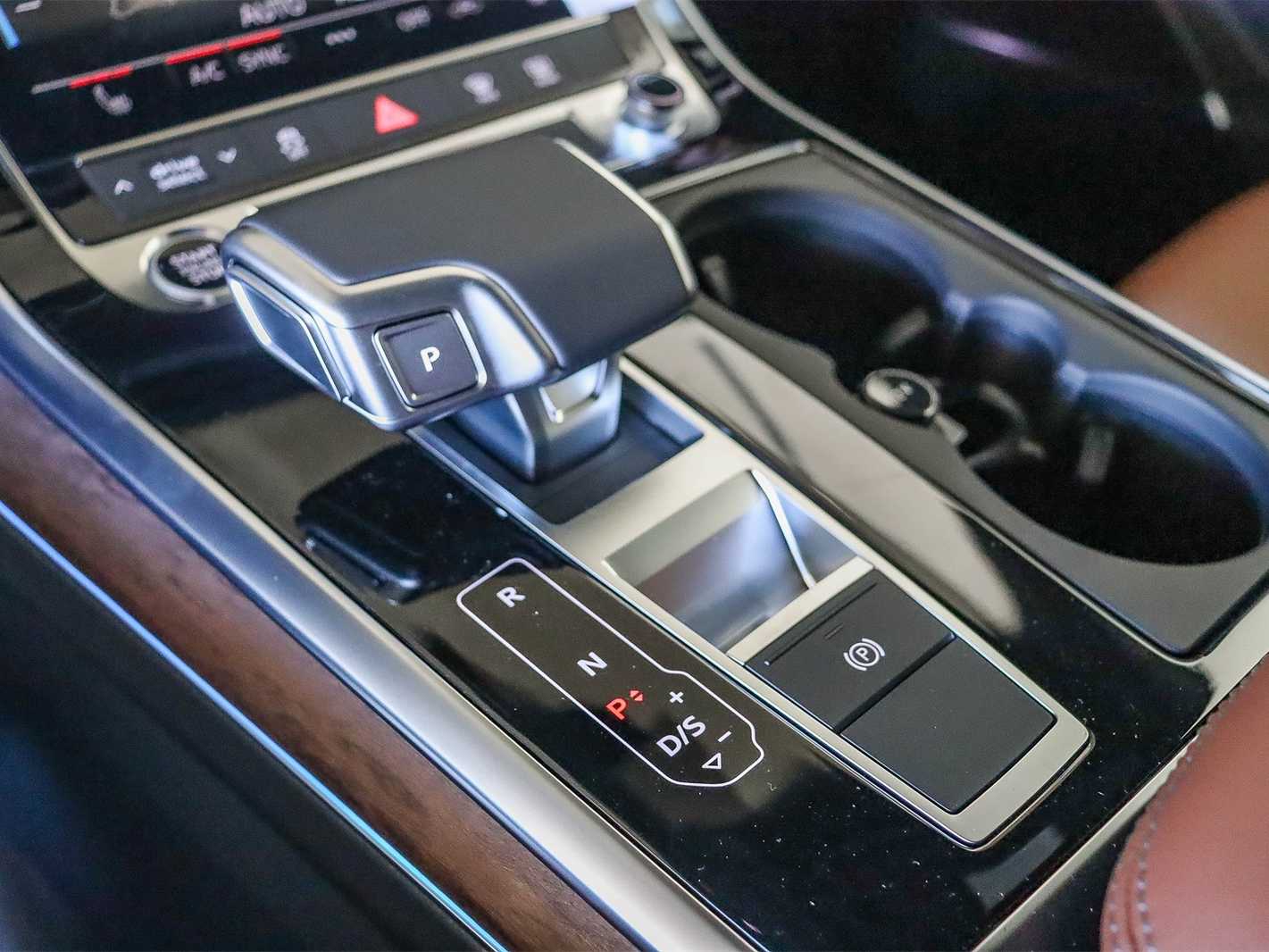 Thumbnail: 2026 Audi Q7 - 20