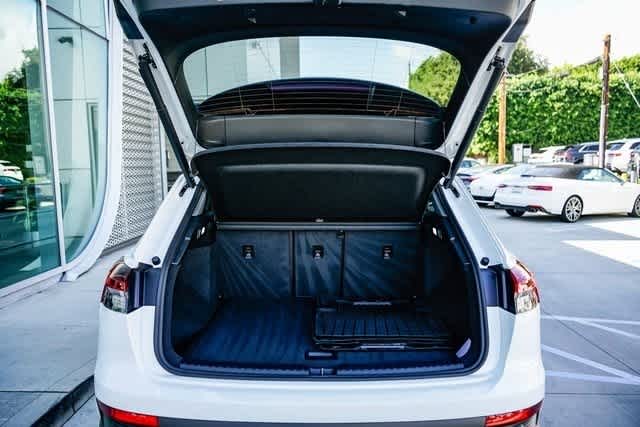 Thumbnail: 2025 Audi Q4 e-tron - 27