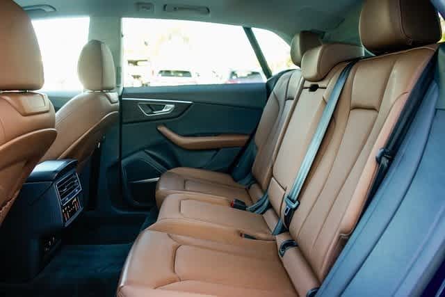 Thumbnail: 2022 Audi Q8 - 18