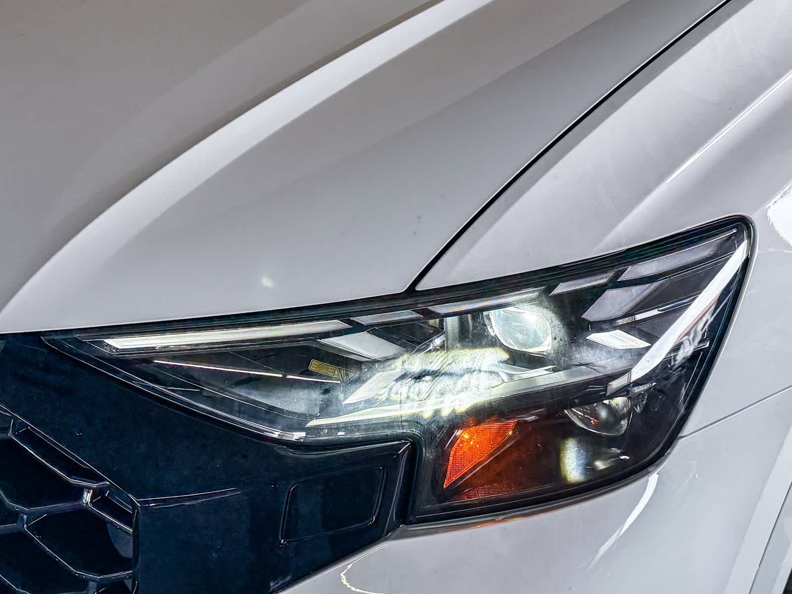 Thumbnail: 2026 Audi RS Q8 - 10