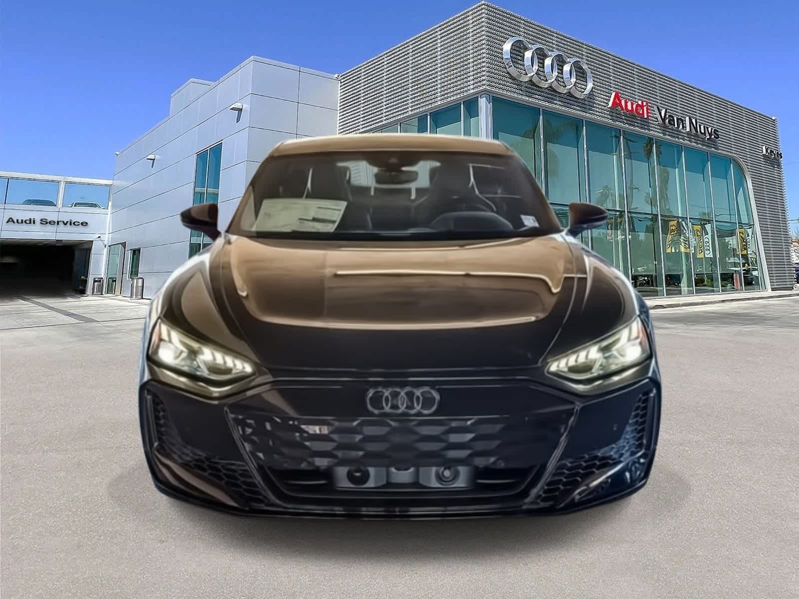 Thumbnail: 2026 Audi RS e-tron GT - 2