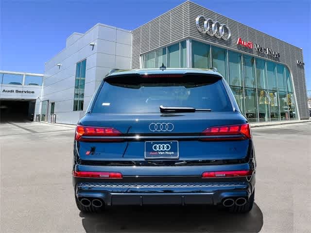 Thumbnail: 2025 Audi SQ7 - 3