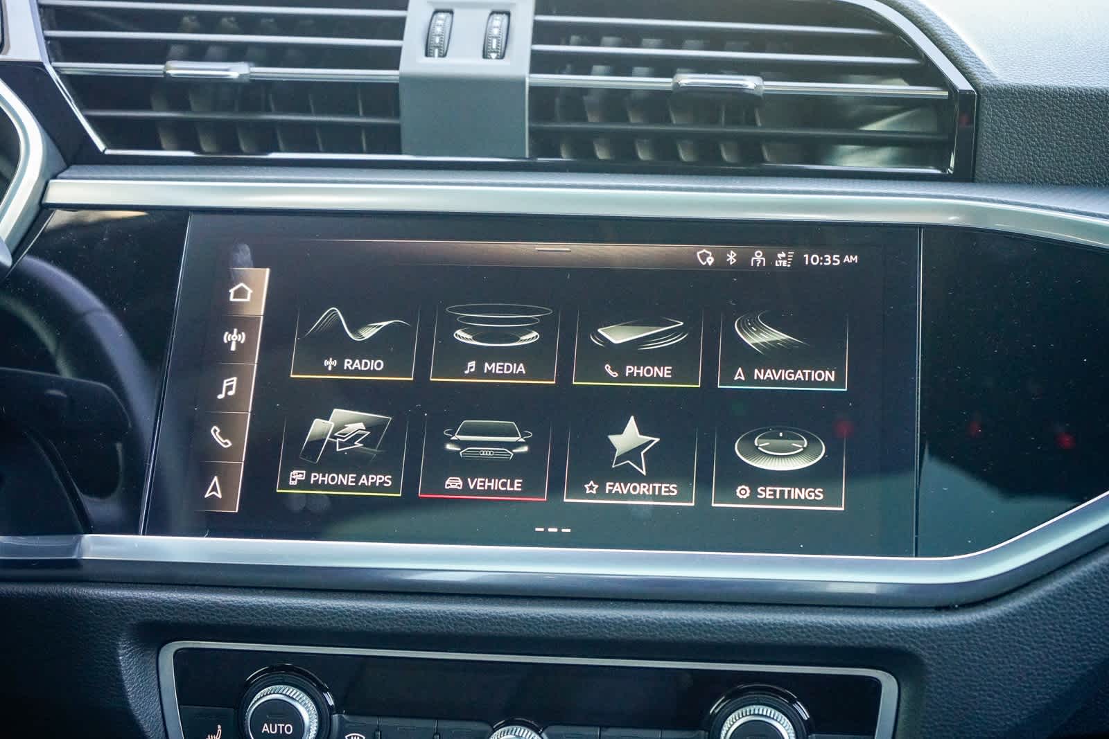 Thumbnail: 2023 Audi Q3 - 14