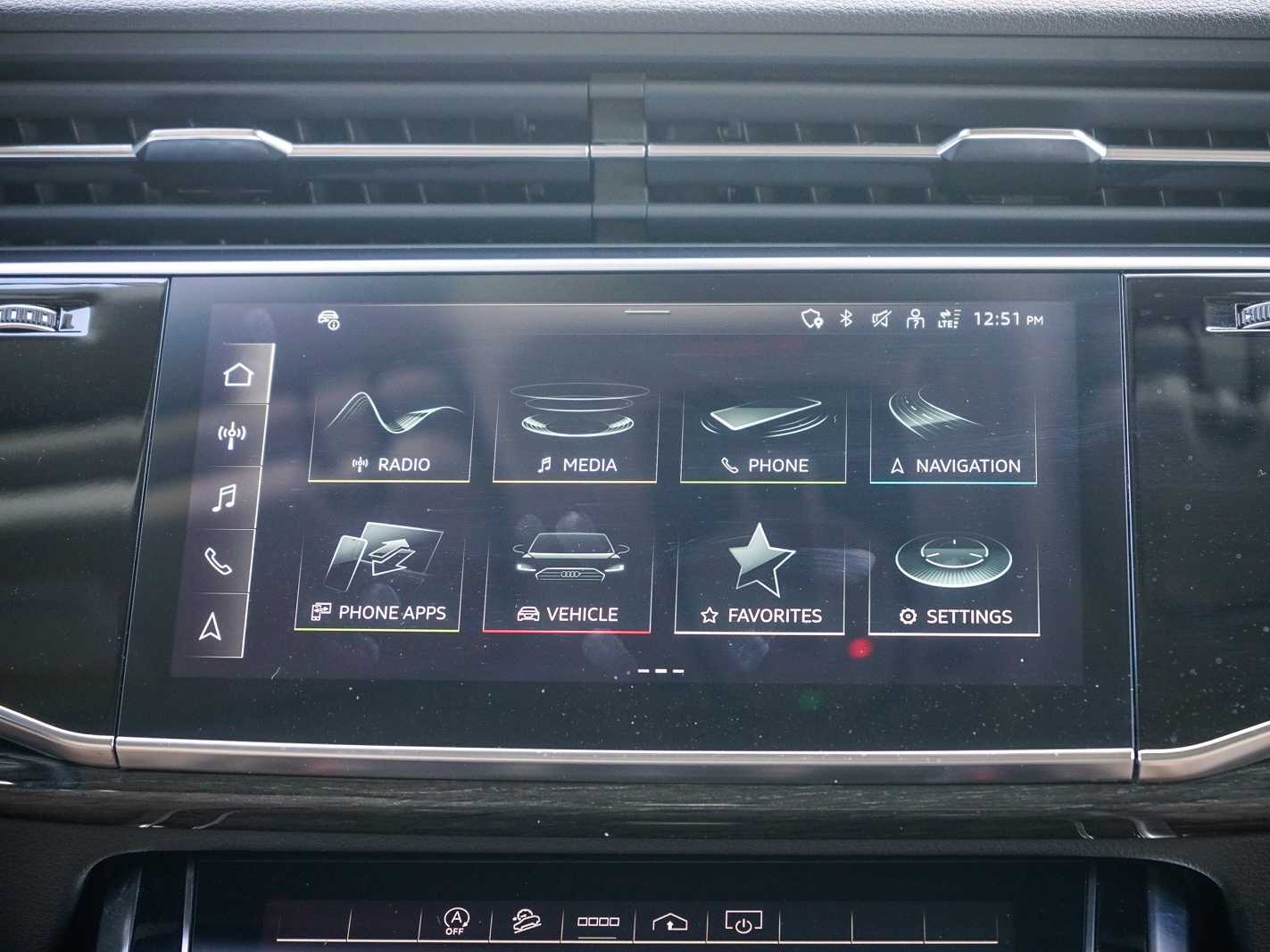 Thumbnail: 2023 Audi Q7 - 14