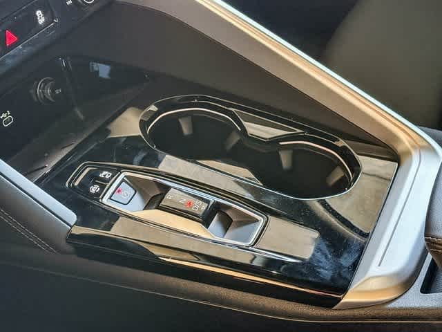 Thumbnail: 2025 Audi Q5 - 20