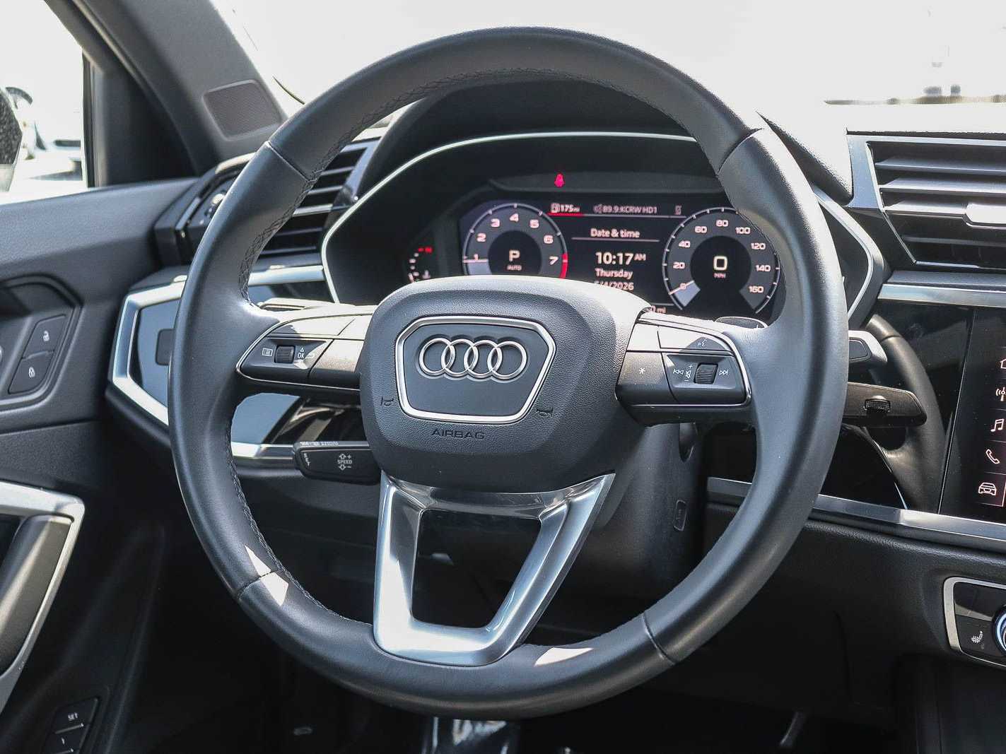 Thumbnail: 2023 Audi Q3 - 15
